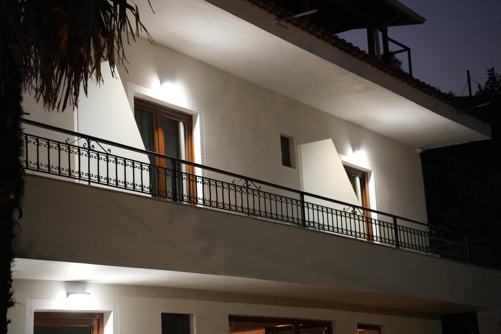 Villa Qeli Gjirokastër Eksteriør billede