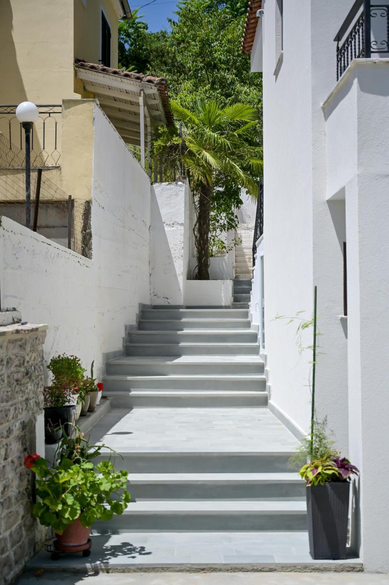 Villa Qeli Gjirokastër Eksteriør billede