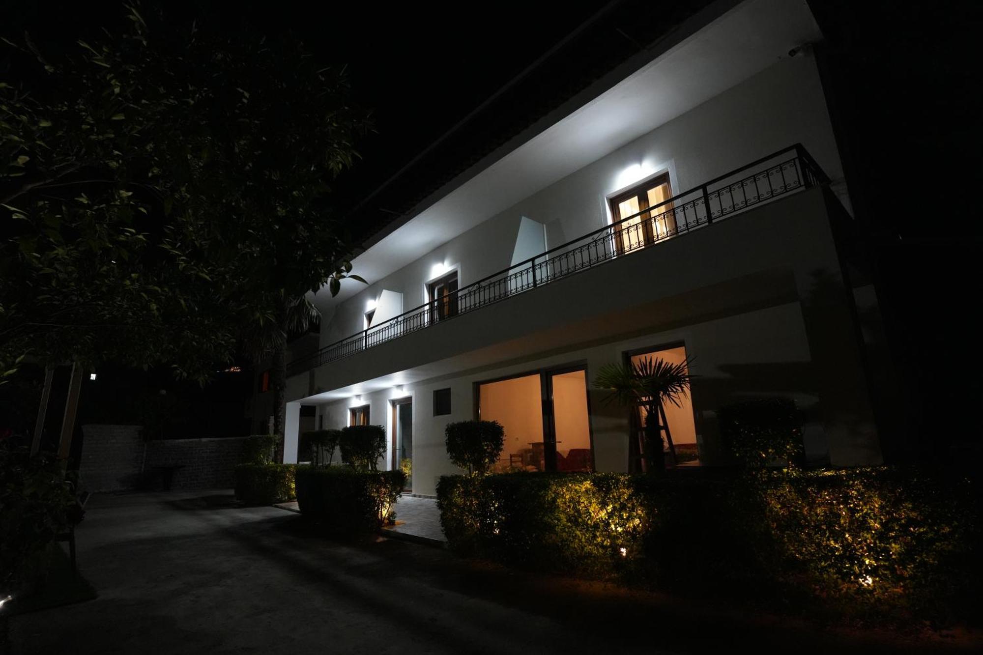 Villa Qeli Gjirokastër Eksteriør billede